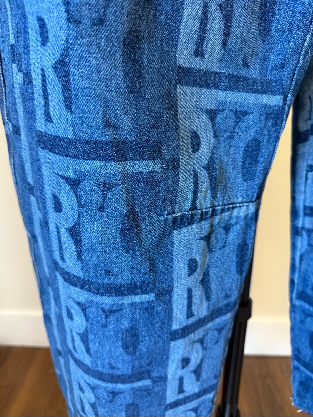 FARM Rio Blue Logo-Block Relaxed Barrel Jeans - Picture 5 of 5